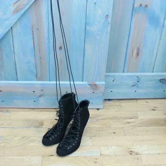 Black Lace Black Corset Faux Suede Vegan Stiletto Heels Size 6 NWOT - Picture 9 of 9